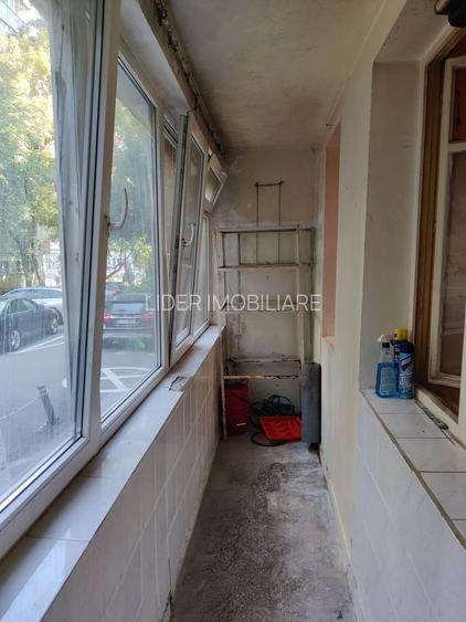 Berceni, Obregia ,  2 camerere  de vanzare, cf 1,  dec,  parter/9 cu balcon - 3