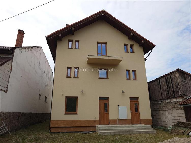 Cladire noua, ideala pentru cazare sau spatii de birouri in Brad, Hd - 12