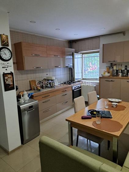 Vanzare Apartament 2 Camere Adiacent Nerva Traian - 2