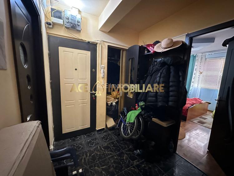 2 Camere de Vanzare | Eroii Revolutiei | Metrou | Bloc Anvelopat - 8