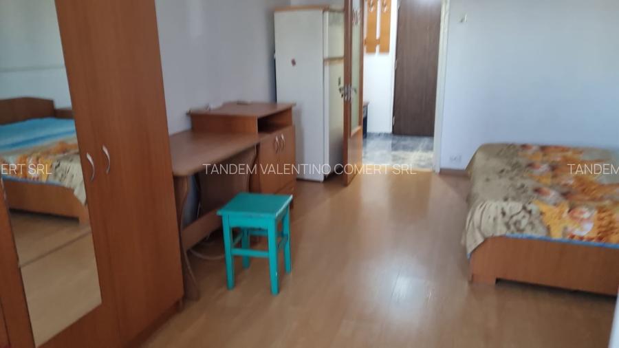 Titan , Str Ghita Serban , 5 minute metrou - 5