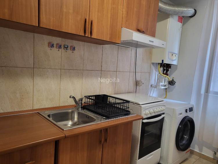 Proprietar inchiriez apartament o camera - 6