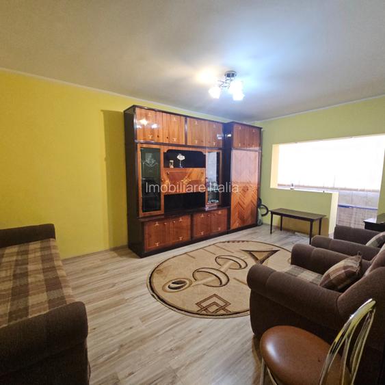 Apartament decomandat,  bloc 1986, etaj 1, curat - 9