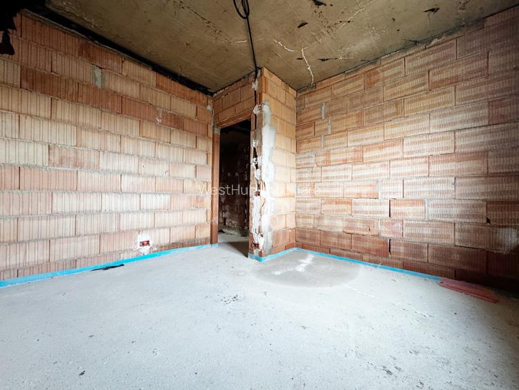 Duplex despartit prin camera tehnica, 121mp utili,350mp teren -Mosnita - 10