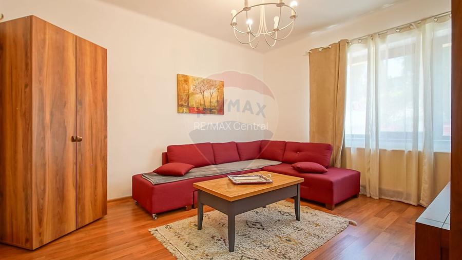 Casă cu 2 apartamente în Brasov, investiție sigură sau căminul ideal - 16