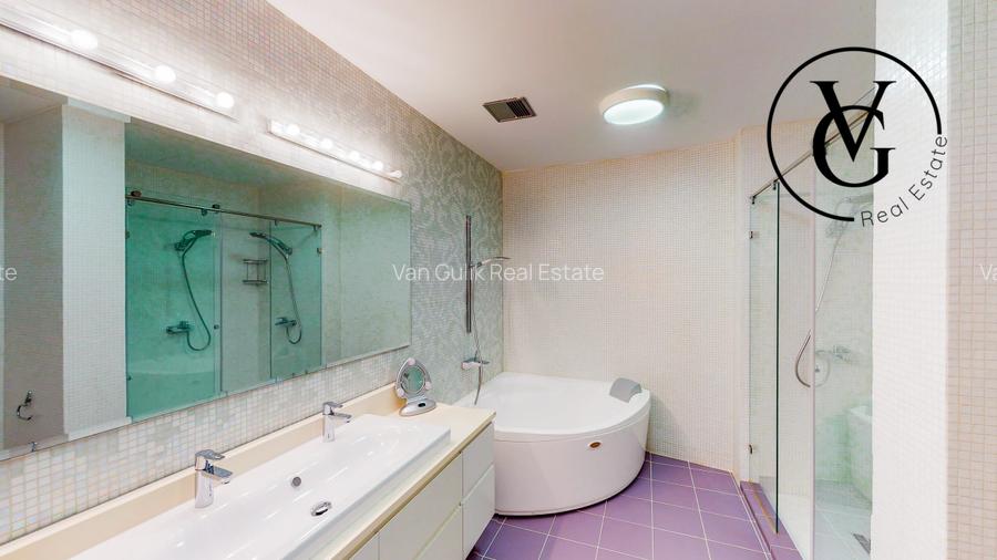 Vila unica în  Statiunea Mamaia- vedere la mare și lac - 17