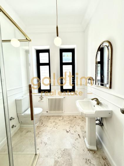 VILA SUBLIMA 650MP+TEREN 520MP/IMPECABIL CONSOLIDATA SI RENOVATA/CAPITALE - 47