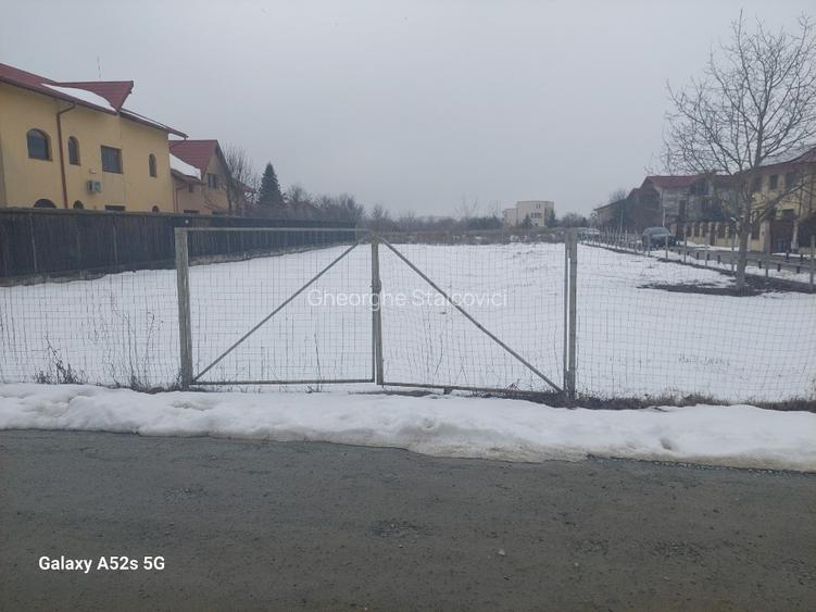 Teren intravilan 1472 mp cu 310 euro/mp, toate utilitatile! 0729 88 44 44 - 5