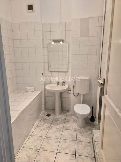 De vanzare Vila individuala, 9 camere, Mosilor - Eminescu, sector 2 - 12