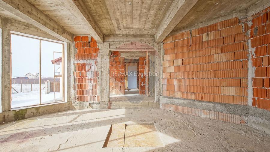 COMISION 0%| Casă individuală | 2 garaje | 192 mp utili | 847 mp teren - 8