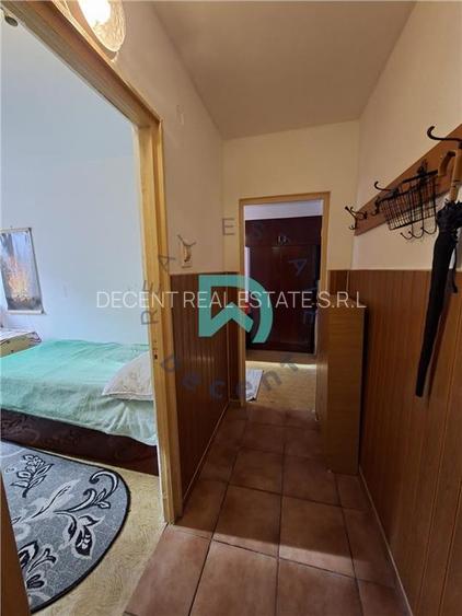 Apartament 3 camere Astra, decomandat, etaj intermediar,Calea Bucuresti - 9