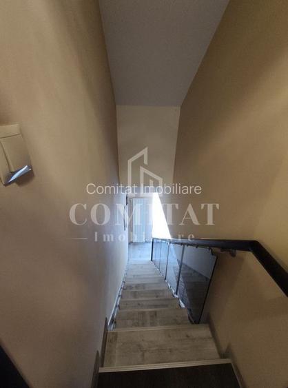 Apartament de vanzare 3 camere | Zona Porii - 13