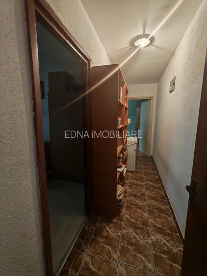 Apartament 3 camere spatios in bloc de 4 etaje - 8