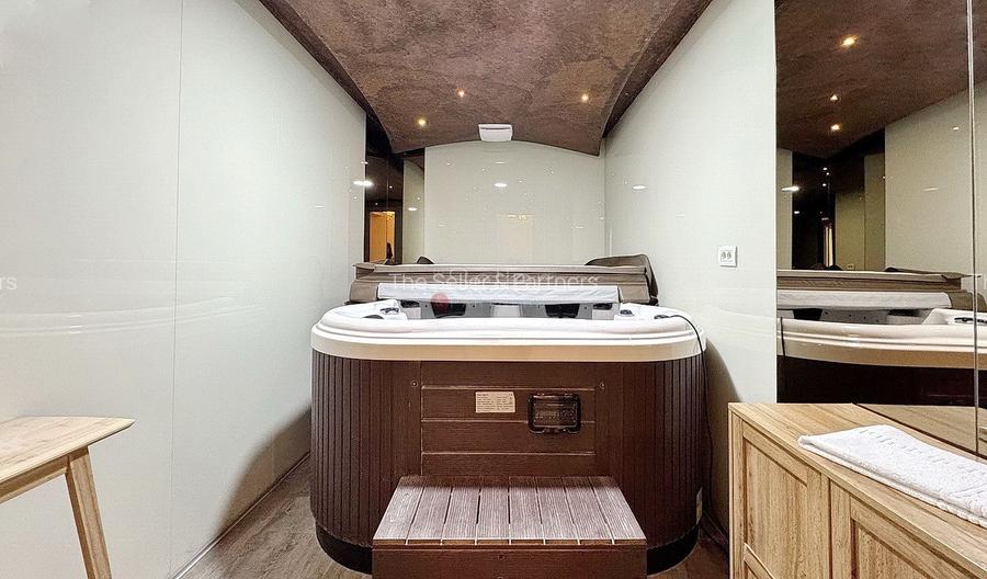 Penthouse generos cu priveliste spre Masivul Postavarul - 19