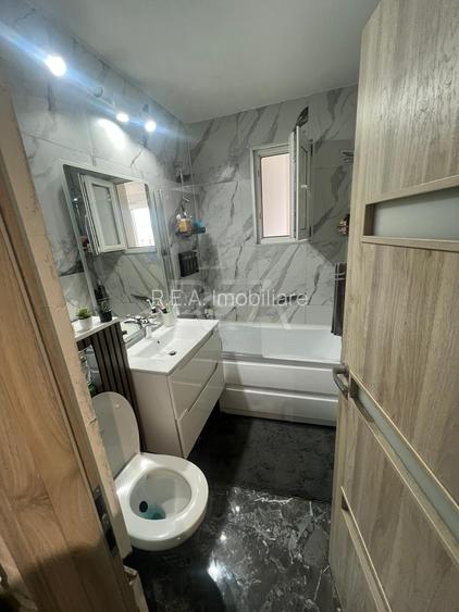 Apartament 3 camere - mobilat la cheie , 1  Decembrie 1918 - 12