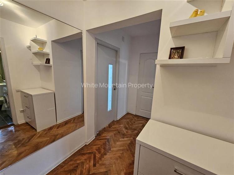 Apartament 3 camere cu priveliste zona Bd. Victoriei - 36