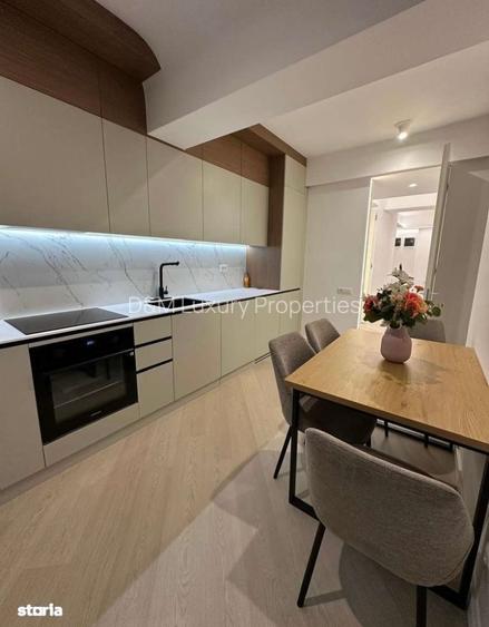 De inchiriat 3 camere Cortina North - 5