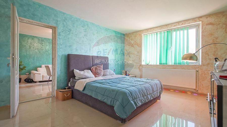 Casă individuală + corp secundar, 475 mp utili, Codlea - 12