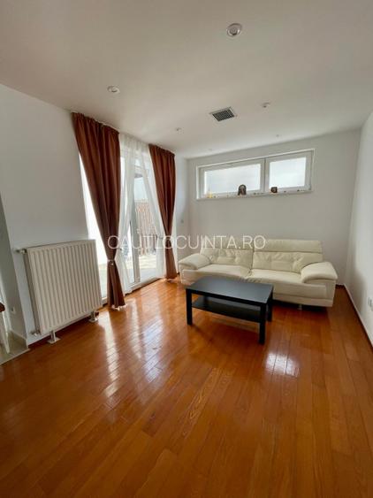 Casa 4 camere de inchiriat Tunari | Curte 120 mp | Terasa 25 mp | 2 parcari  - 4