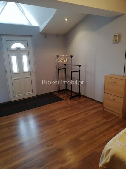 Apartament la vila, 3 camere semidecomandate - 11