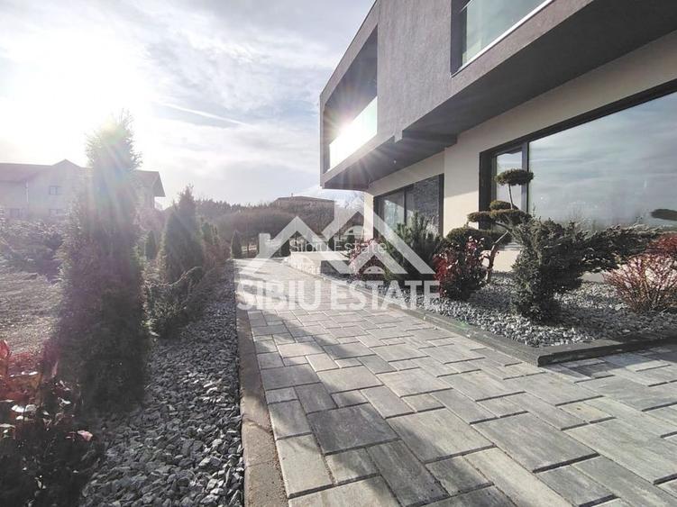 Casa Sibiu, Selimbar teren 790 mp, garaj, terase - 11