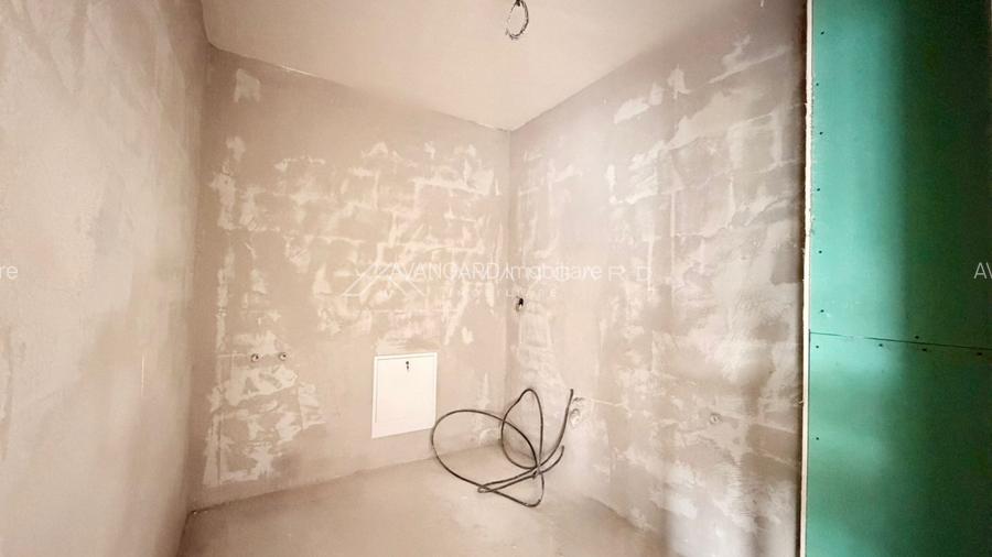 Apartament 2 camere, CF disponibil, spații verzi 1900 mp, retras de la strada - 9
