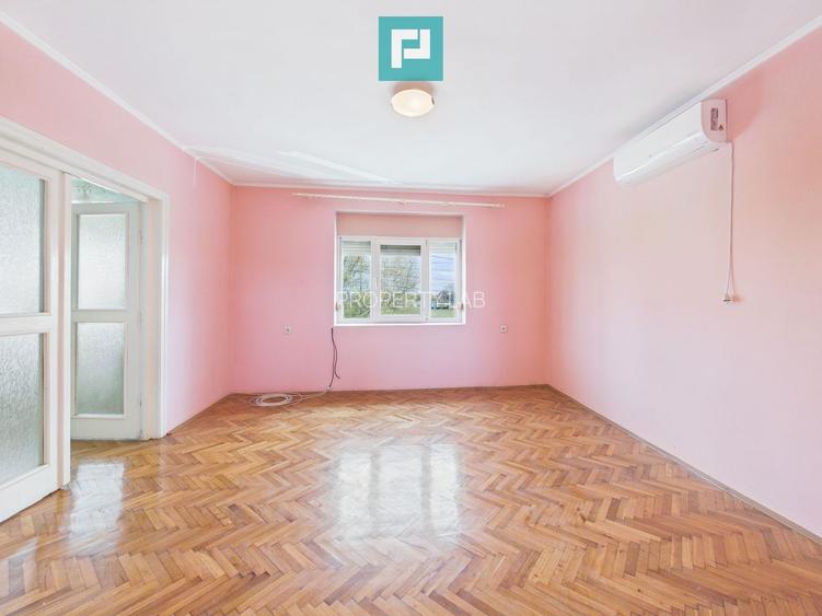 Casă cu 7 camere, ideală pentru familie, Grădiște - 2