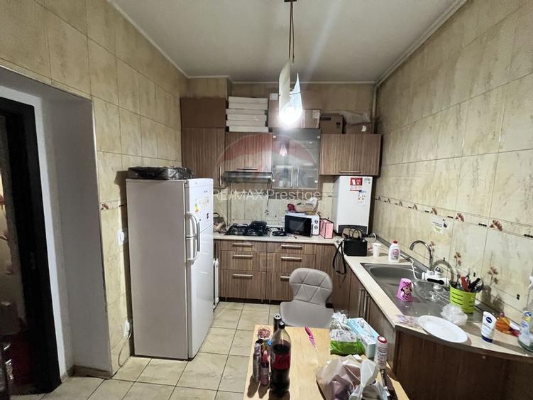 Vila de închiriat 6 camere Piata Victoriei - 17