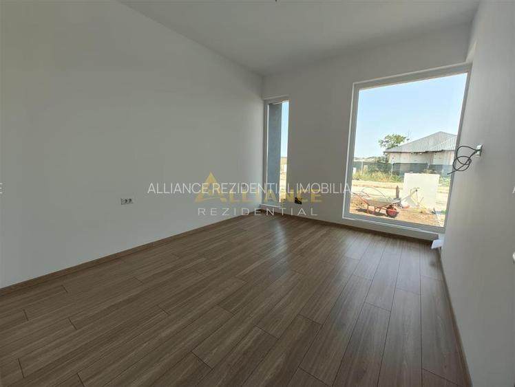 Casa Individuala - 4 camere - 2 bai  - 423 mp teren - 8