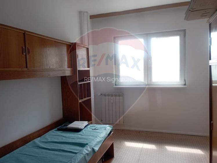 Apartament cu 3 camere de vânzare în zona Bucur Obor - 12