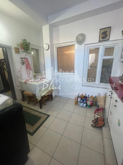 Casa interbelica - 5 camere, central, aproape de  Liceul Pedagogic si Tomis Mall - 11