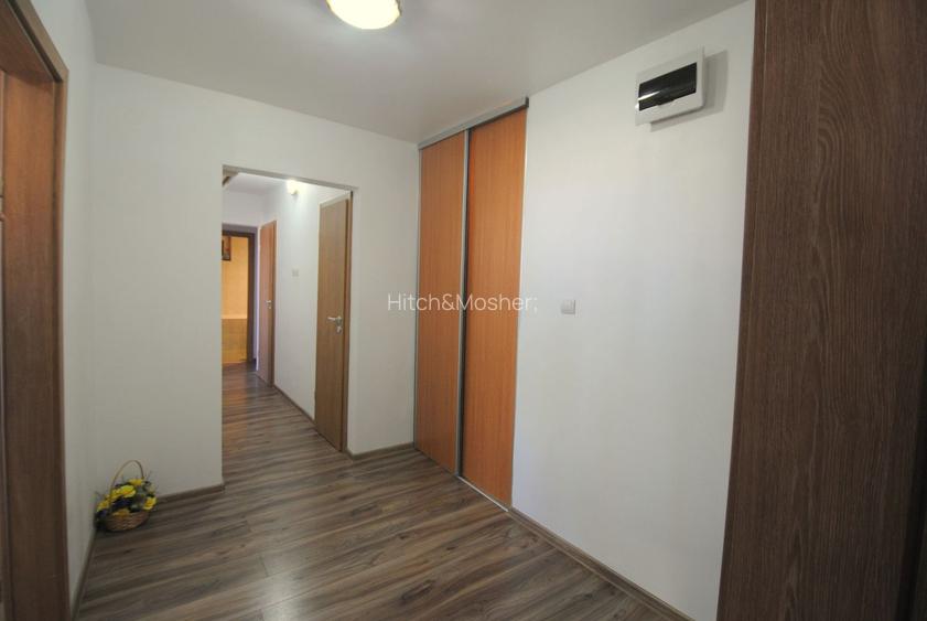 De vanzare apartament cu 3 camere- zona Circumvalatiunii-comision 0 - 12