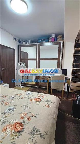 Vanzare apartament 3 camere Prelungirea Ghencea  + PARCARE - 4