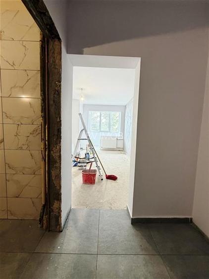 Vanzare garsoniera, zonaTractorul, etajul 1, renovata 2026 - 7