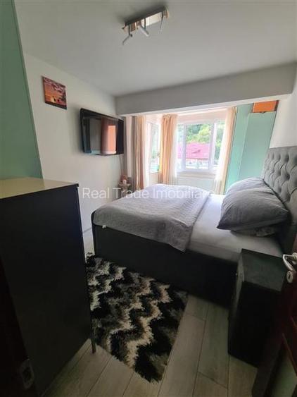 Apartament 4 camere decomandat, etaj intermediar Racadau - 3