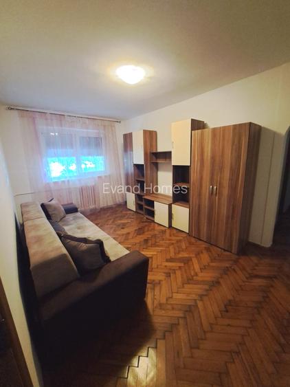 Apartament 3 camere-parter inalt-ideal pentru locuit sau investitie-zona Dacia - 4