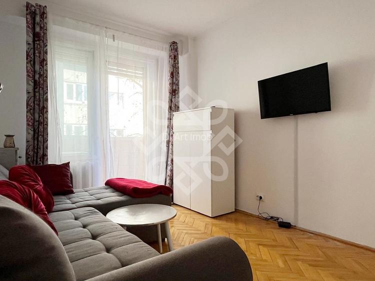 Apartament cu 3 camere de inchiriat pe bld. Stefan cel Mare - 11