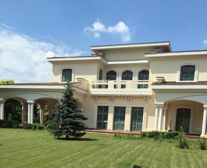 Sediu comercial perfect pentru clinica medicala, spital privat sau camin de batr - 2