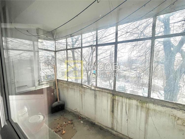 Apartament 4 camere decomandate, etajul 2, zona Narcisa / Republicii - 16