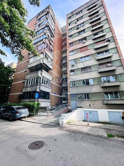 Garsoniera 45.4mp si boxa, Metrou Favorit la 5 minute, Vedere Libera - 15