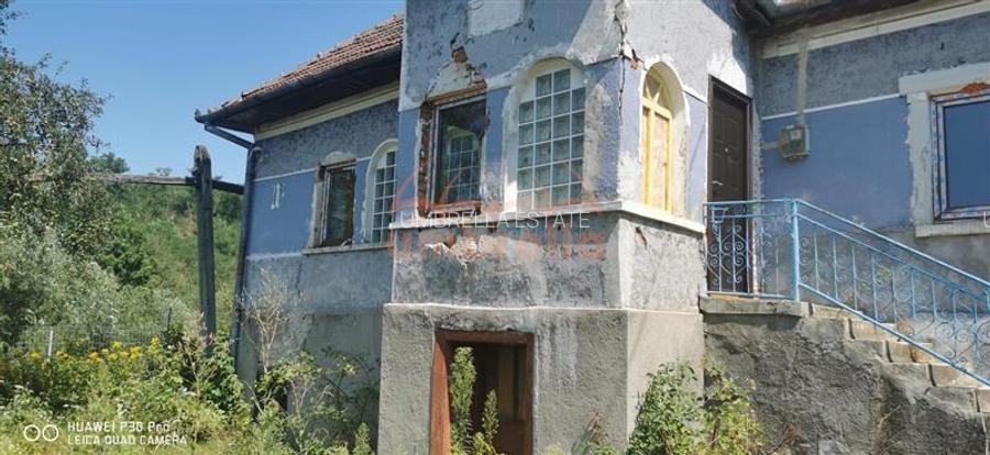 De vanzare casa si grajd +3000m² teren livada in Sumurducu - Sanpaul - 5