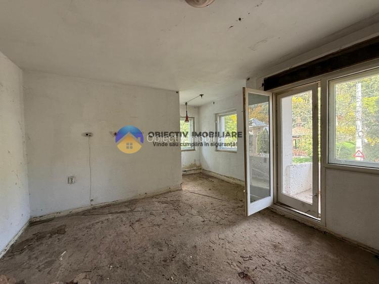 Casă + teren de vânzare Piatra Neamț – strada Stefan cel Mare - 7