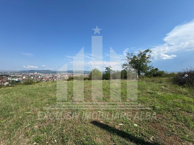Teren intravilan | De vanzare | 676 mp | 26 ml deschidere | Podei