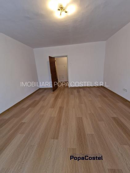 P-ta Alba Iulia - Burebista, 3 camere decom. et. 1/7, nemobilat, renovat, balcon - 4