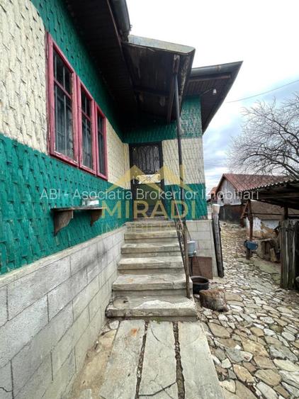 VANZARE CASA  TEREN - 4