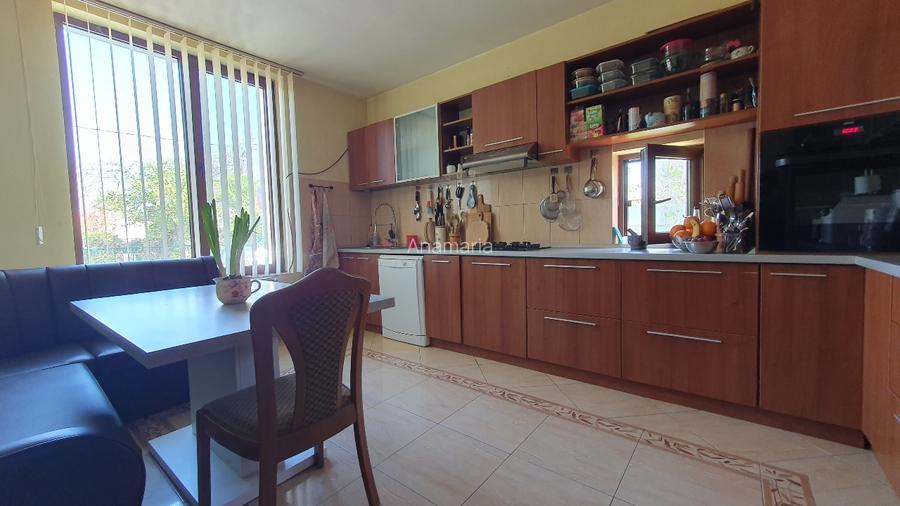 Proprietar vând casă individuală pe colț în zonă liniștită - 6