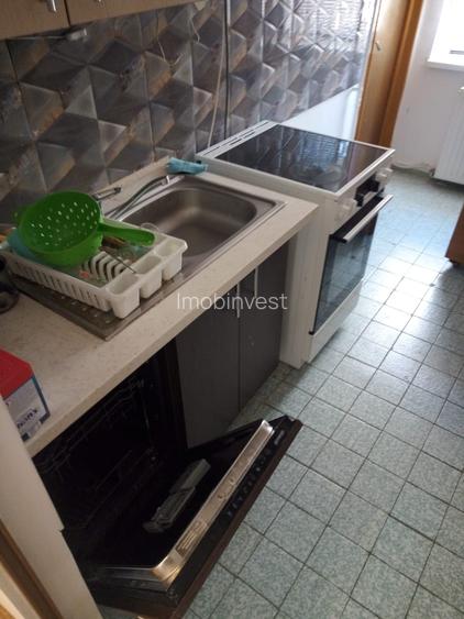 Inchiriez in 7 Noiembrie apt. 4 camere,decomandate,mobilat si utilat - 6