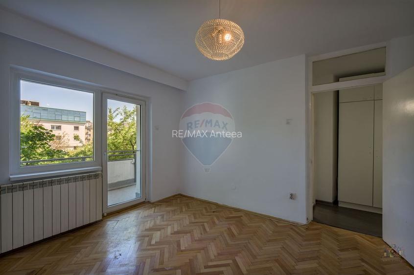 Apartament cu 3 camere de vânzare în zona Lacul Tei - 23