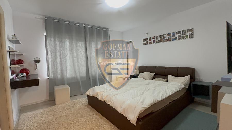 Lazu, casa 5 camere 140mp P+1, loc de parcare in curte  - 13