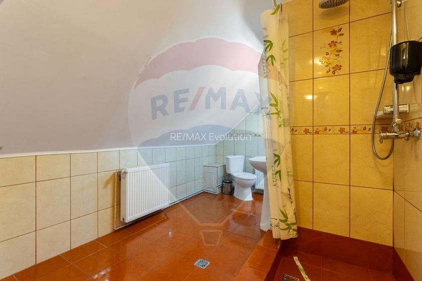 COMISION 0%| Pensiune + Casă de vânzare în Predeal | Business activ | - 13